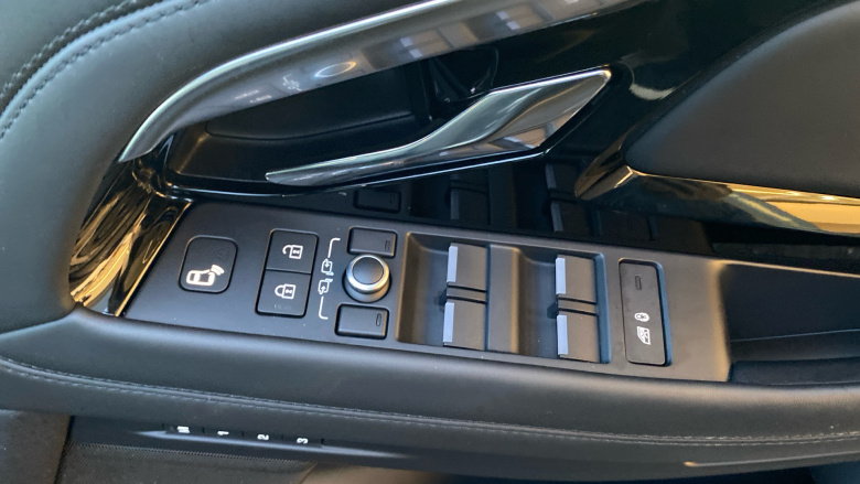 Land Rover Range Rover Evoque 2.0 D200 R-Dynamic HSE 5dr Auto Diesel Hatchback